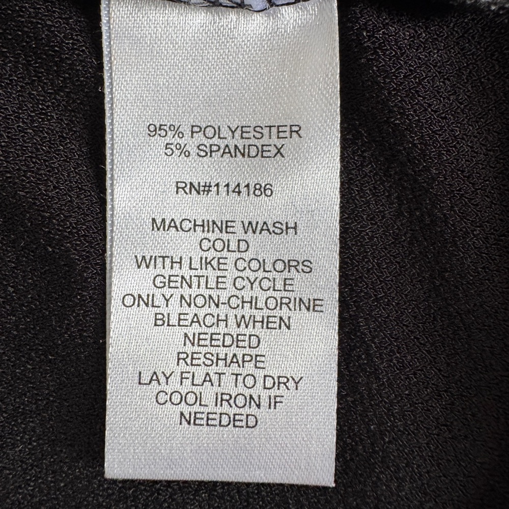 💃 89th & Madison Black Grommet Detail Top, Size Large - Picture 6 of 8